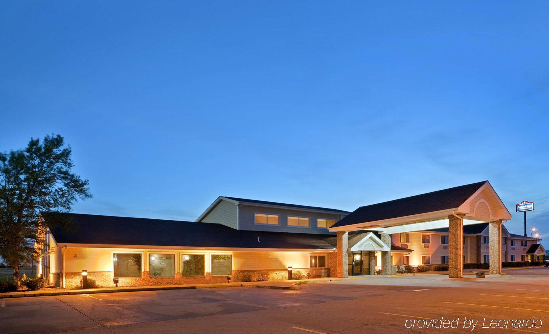 Americinn By Wyndham Marshall Exterior photo